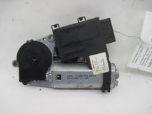 Load image into Gallery viewer, ROOF MOTOR BMW X5 2002 02 - 780779
