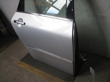 Load image into Gallery viewer, REAR DOOR M35 M45 2006 06 2007 07 2008 08 2009 09 Right - 781518
