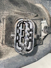 Load image into Gallery viewer, INTERCOOLER Volvo S40 2001 01 2002 02 2003 03 04 - NW106424
