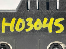 Load image into Gallery viewer, Info-Gps Screen  BMW M3 1997 - NW105003
