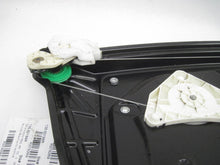 Load image into Gallery viewer, REAR DOOR WINDOW REGULATOR Land Rover LR3 06 07 08 09 Right - 782569
