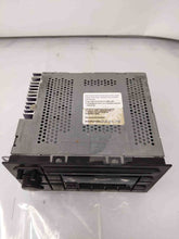 Load image into Gallery viewer, Radio Oldsmobile Bravada 2000 - NW135437

