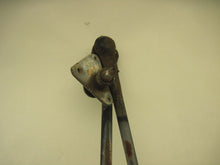 Load image into Gallery viewer, WIPER TRANSMISSION 4 Runner Tacoma 95 96 97 98 99 - 04 - 785051
