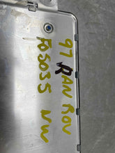 Load image into Gallery viewer, Transmission Computer Range Rover 1997 97 1998 98 - NW37101
