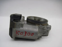 Load image into Gallery viewer, THROTTLE BODY Mercedes R350 R500 E350 C250 ML350 S400 2006 06 07 08 09 10 11 - 785841
