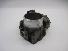 Load image into Gallery viewer, THROTTLE BODY AUDI A4 PASSAT 00 01 02 03 - 05 1.8 TURBO - 786925
