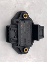 Load image into Gallery viewer, IGNITION CONTROL COMPUTER Audi 100 S6 S4 1992 92 1993 93 1994 94 - 02 - NW58938
