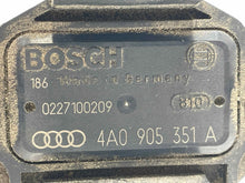 Load image into Gallery viewer, IGNITION CONTROL COMPUTER Audi 100 S6 S4 1992 92 1993 93 1994 94 - 02 - NW58939
