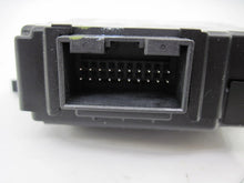 Load image into Gallery viewer, TPMS CONTROL MODULE COMPUTER Hyundai Sonata 11 12 13 - 788332
