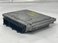 Load image into Gallery viewer, ECU ECM COMPUTER VW Golf 2001 01 Convertible Auto - NW458454
