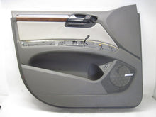 Load image into Gallery viewer, FRONT INTERIOR DOOR TRIM PANEL Audi Q7 2007 07 - 790770
