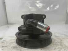 Load image into Gallery viewer, Power Steering Pump Ford Freestar 2006 - NW162951
