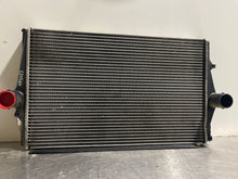 Load image into Gallery viewer, INTERCOOLER Volvo S60 S70 S80 V70 1999 99 2000 00 01 02 - NW106434
