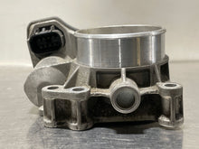 Load image into Gallery viewer, THROTTLE BODY Saab 9-3 2003 03 2004 04 2005 05 2006 06 - NW178505
