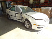 Load image into Gallery viewer, Grille  SAAB 9-3 2006 - NW98643
