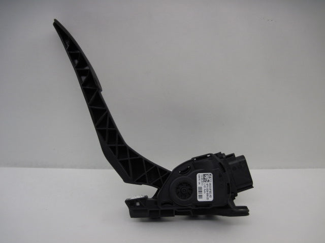 ELECTRONIC PEDAL ASSEMBLY Jaguar Vanden Pl XJ XJL 2012 12 - 792225