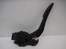 Load image into Gallery viewer, ELECTRONIC PEDAL ASSEMBLY Jaguar Vanden Pl XJ XJL 2012 12 - 792225
