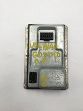 Load image into Gallery viewer, Headlight Leve control module Phaeton Touareg 2004 04 2005 05 06 07 Right - NW38857
