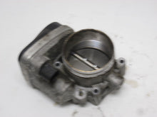 Load image into Gallery viewer, THROTTLE BODY BMW 330I X3 X5 Z3 Z4 2001 02 03 04 05 06 - 792487
