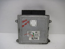 Load image into Gallery viewer, ECU ECM COMPUTER Hyundai Sonata 2006 06 2007 07 - 794019
