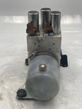 Load image into Gallery viewer, CONVERTIBLE TOP MOTOR Saab 9-3 04 05 06 07 08 09 10 - NW50245
