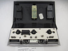Load image into Gallery viewer, Console BMW 745i 2004 04 - 795151
