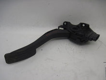 Load image into Gallery viewer, ELECTRONIC PEDAL ASSEMBLY Jaguar XF 2011 11 - 798820
