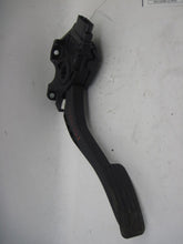 Load image into Gallery viewer, ELECTRONIC PEDAL ASSEMBLY Jaguar XF 2011 11 - 798820
