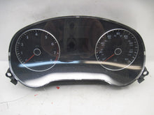 Load image into Gallery viewer, SPEEDOMETER CLUSTER Volkswagen Jetta 2014 14 - 799044
