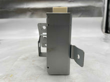 Load image into Gallery viewer, Computer  INFINITI Q45 1998 - NW31661
