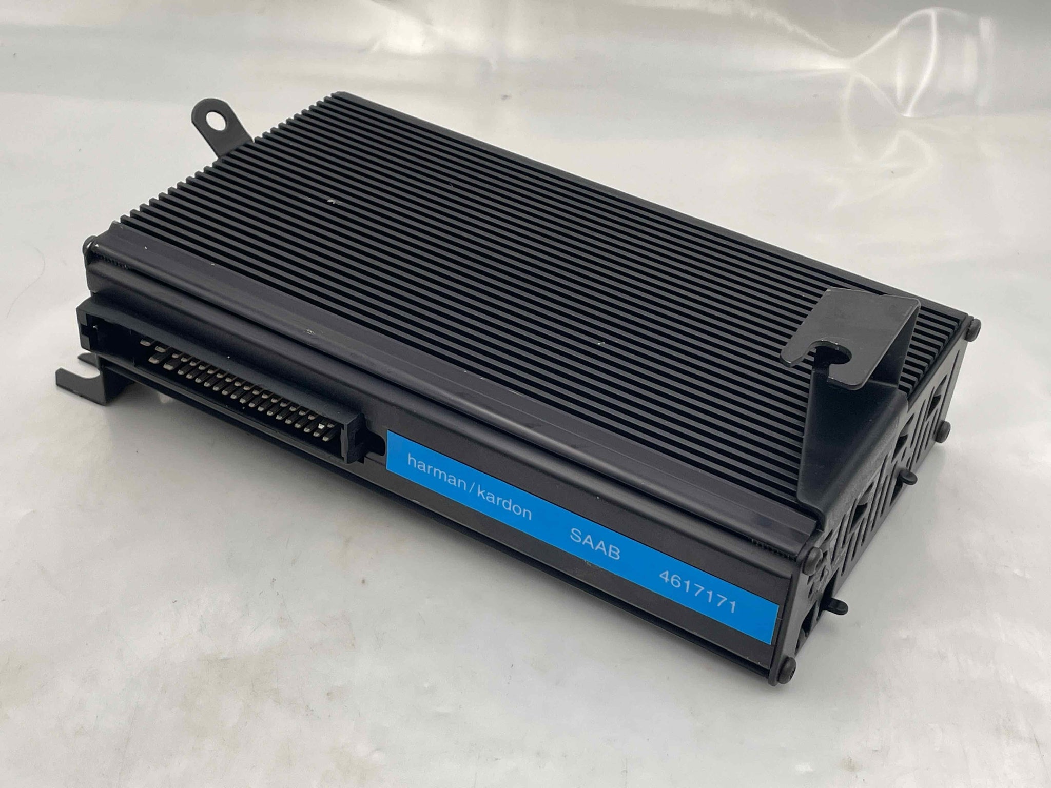 AMPLIFIER SAAB 9-5 99 00 01 02 03 04 05 HARMAN KARDON - NW139588