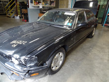 Load image into Gallery viewer, WHEEL XJ8 1998 98 99 00 01 02 03 16x7 Alloy 7 Spoke - NW199491
