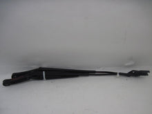 Load image into Gallery viewer, WINDSHIELD WIPER ARM Volkswagen Tiguan 2010 10 - 801758
