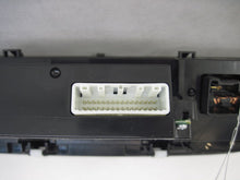 Load image into Gallery viewer, Temp Climate AC Heater Control Toyota Camry 2002 02 2003 03 2004 04 05 06 Manual - 802118
