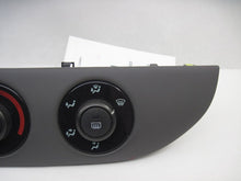 Load image into Gallery viewer, Temp Climate AC Heater Control Toyota Camry 2002 02 2003 03 2004 04 05 06 Manual - 802118
