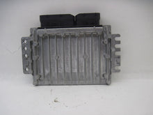 Load image into Gallery viewer, ECU ECM COMPUTER Mini Cooper 2002 02 03 04 05 06 Auto - 803297
