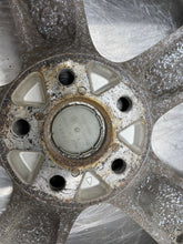 Load image into Gallery viewer, Wheel Saab 9-2X 2005 05 2006 06 16x6.5 5 Spoke - NW201120
