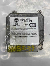 Load image into Gallery viewer, AIR BAG COMPUTER Jetta 1999 99 - NW38731
