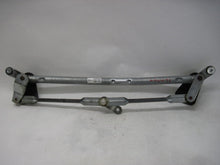 Load image into Gallery viewer, WIPER TRANSMISSION Titan Armada QX56 2006 06 2007 07 08 09 10 11 12 13 - 808225
