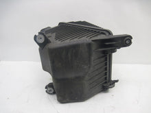 Load image into Gallery viewer, AIR CLEANER BOX Hyundai Santa Fe Kia Sorento 10 11 12 13 - 809449
