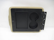 Load image into Gallery viewer, Console Lid Land Rover Discovery 2004 04 - 810403
