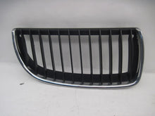 Load image into Gallery viewer, GRILLE BMW 328i 330i 335i 323i 2006 06 2007 07 2008 08 Sedan Right - 810475
