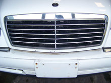 Load image into Gallery viewer, GRILL Mercedes E300D E320 E55 1996 96 1997 97 98 99 - NW98516
