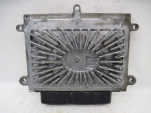 Load image into Gallery viewer, ECU ECM COMPUTER Volvo C30 V50 V40 2007 07 2008 08 2009 09 2010 10 - 810672
