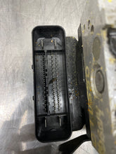 Load image into Gallery viewer, ABS ANTI-LOCK BRAKE PUMP Volvo S80 2007 07 - NW2952
