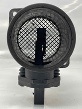 Load image into Gallery viewer, Mass Air Flow Sensor Meter MAF Audi TT 2001 01 2002 02 - NW4764
