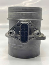 Load image into Gallery viewer, Mass Air Flow Sensor Meter MAF Audi TT 2001 01 2002 02 - NW4764
