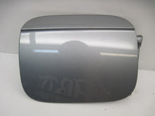 Load image into Gallery viewer, Fuel Filler Door Audi A4 2005 05 - 812643
