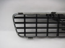 Load image into Gallery viewer, GRILLE Volvo S60 2001 01 2002 02 2003 03 2004 04 - 812731
