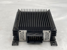 Load image into Gallery viewer, Radio  MERCEDES 190 1993 - NW7495
